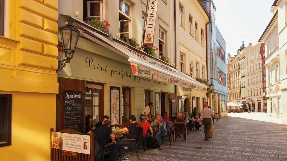 Front Beer arden - Prague Restaurant U Pinkasu